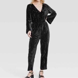 A New Day Black Bodycon Velvet Long Sleeve V-Neck Jumpsuit with Pockets